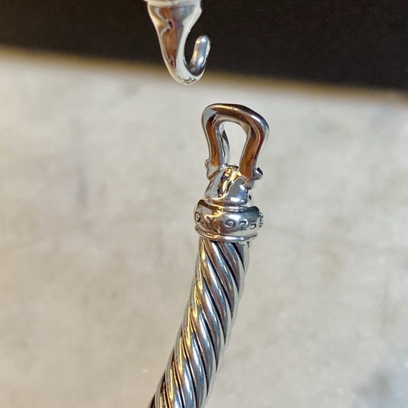 David Yurman Cable Buckle Bracelet 5MM with Diamonds - Picture 5 of 8